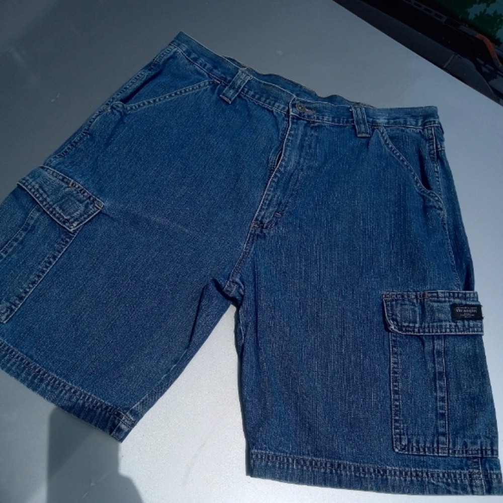 Wrangler Cargo Jorts